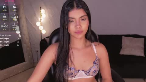 Call me Mia  online show from August 5, 2:20 am