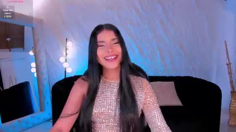 Call me Mia  online show from August 7, 7:47 pm