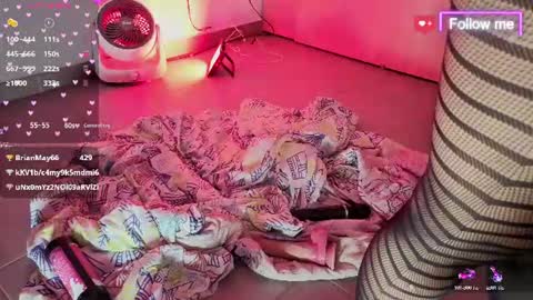 miamillerr_28 online show from July 24, 10:40 am
