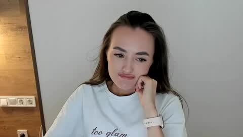miamoll online show from August 13, 2:42 pm