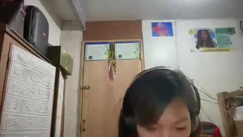 miamoore_hugecock online show from August 13, 12:13 am