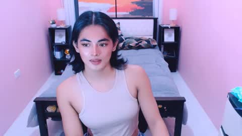miamoreamara69 online show from August 12, 12:02 am