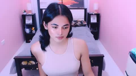 miamoreamara69 online show from August 12, 3:31 am
