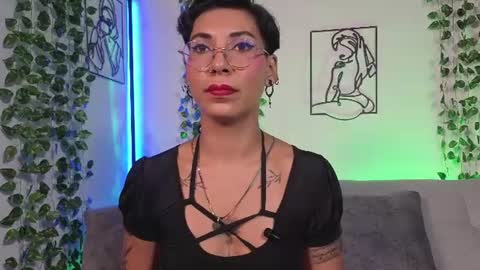 Mia Morgann online show from August 6, 2:38 pm