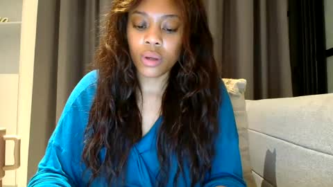 MiaMuffn online show from August 15, 1:20 am