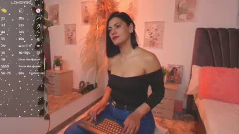 miaoconell online show from August 11, 12:56 am