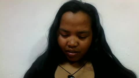 miarii online show from August 5, 3:21 pm
