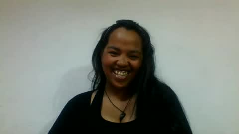 miarii online show from August 6, 5:23 pm