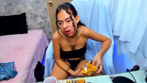 miarivers_1 online show from June 16, 4:00 am