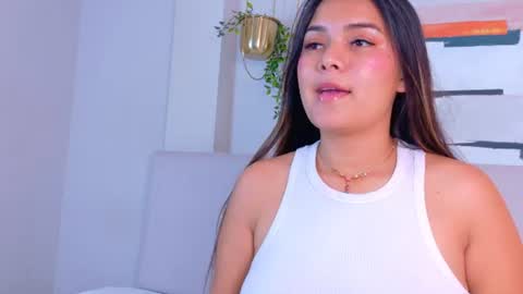 Mia online show from August 14, 12:03 am