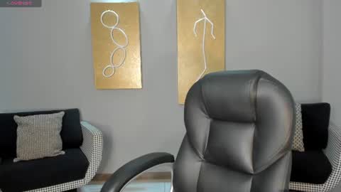 Mia Silva online show from August 4, 10:56 am