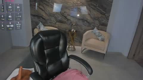 Mia Silva online show from August 14, 9:07 pm