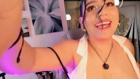 MiaSphencer online show from August 14, 1:31 am