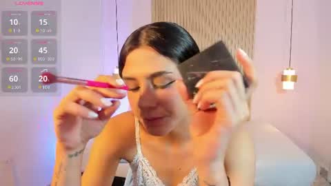 miaturner8 online show from August 1, 2:34 pm