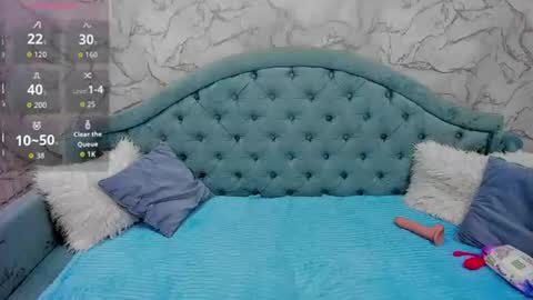 miavain online show from August 9, 12:55 am