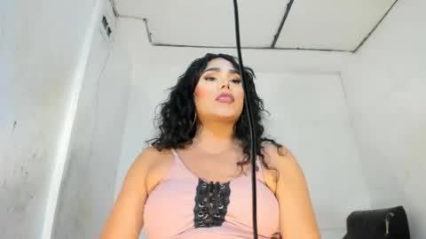 miavaniity54 online show from July 5, 9:51 pm