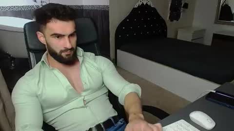MicahLane online show from July 27, 5:46 am