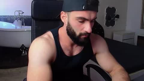 MicahLane online show from August 17, 7:46 am
