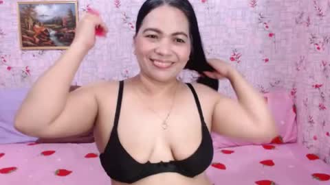 micasantos online show from August 10, 7:54 am