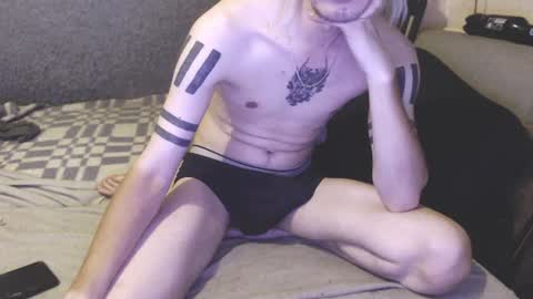 michael_danymans online show from August 6, 9:03 pm