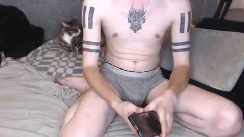 michael_danymans online show from August 14, 5:27 pm