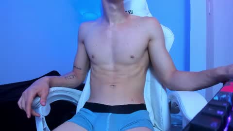 Michael online show from August 7, 4:23 am