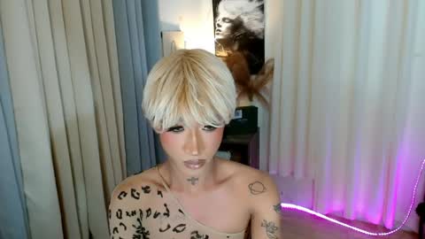 michaelagoddess online show from July 30, 9:10 pm