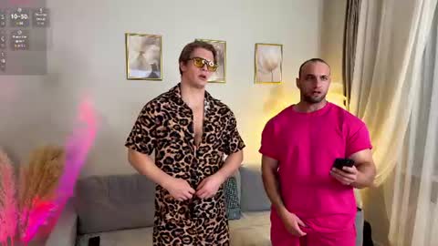 michaelbradley_for_u online show from September 10, 6:40 pm