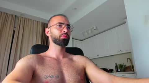 MichaelEvansx online show from July 27, 9:42 pm