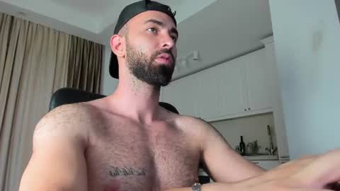 MichaelEvansx online show from July 28, 10:49 pm