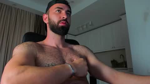 MichaelEvansx online show from July 31, 8:58 pm
