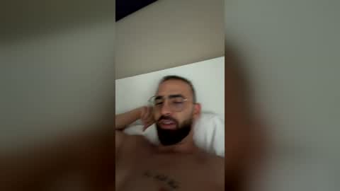 MichaelEvansx online show from August 6, 4:55 am