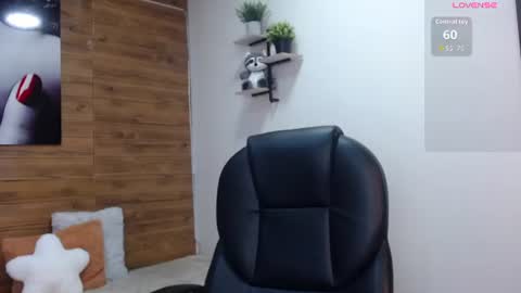michaelkoiv online show from August 8, 11:21 am