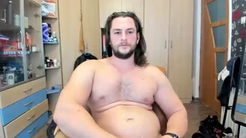 michaelragnar90 online show from August 4, 6:43 am