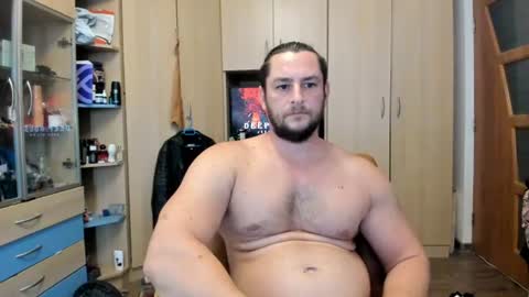 michaelragnar90 online show from August 7, 9:42 am