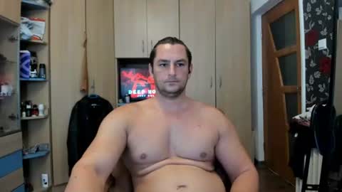 michaelragnar90 online show from August 14, 7:34 am