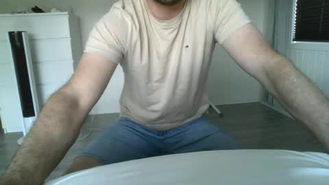 michas909 online show from June 15, 1:31 pm