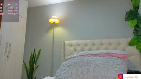 melannie   follow my new page online show from August 12, 12:46 am