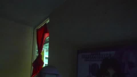michell_smiths online show from June 6, 4:40 am