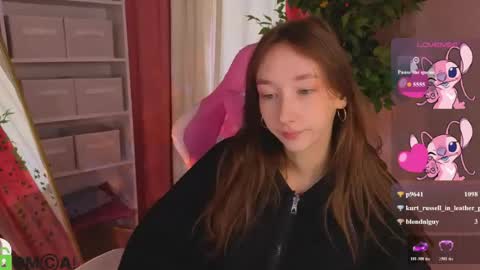 Michelle online show from August 14, 4:27 am