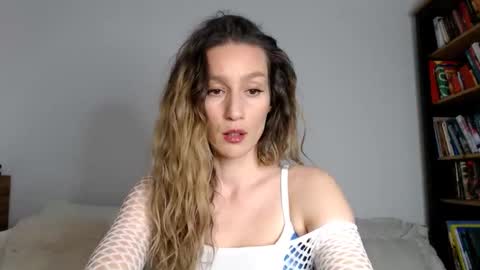 MichelleBele online show from March 15, 9:31 pm