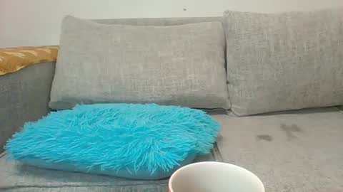 michellevice online show from August 15, 6:45 pm