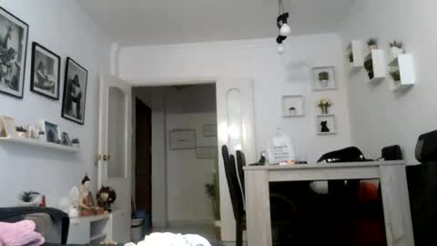 Mich Robinson online show from August 13, 9:51 pm