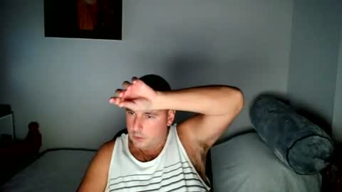 micic3 online show from July 5, 1:52 am