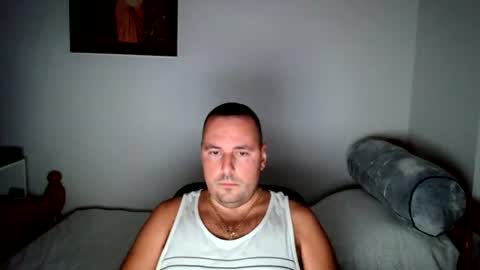 micic3 online show from July 9, 2:27 am
