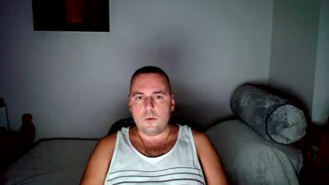 micic3 online show from July 31, 1:56 am