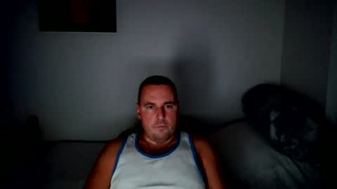 micic3 online show from August 8, 1:49 am