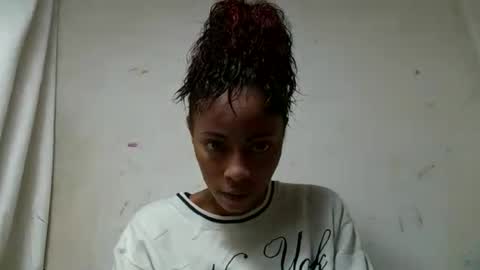 mickaela08 online show from August 12, 11:34 am