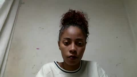 mickaela08 online show from August 12, 2:19 pm