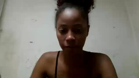 mickaela08 online show from August 14, 6:00 pm